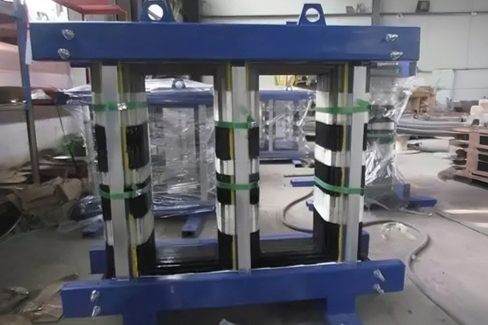 Dry-type transformer cores